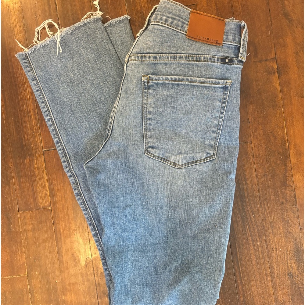 Lucky Brand Jeans light wash size 2/26